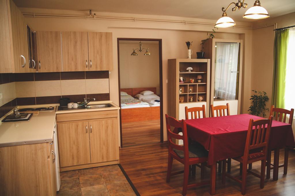 Borostyankert Etterem & Vendeghaz Otel Sitke Dış mekan fotoğraf