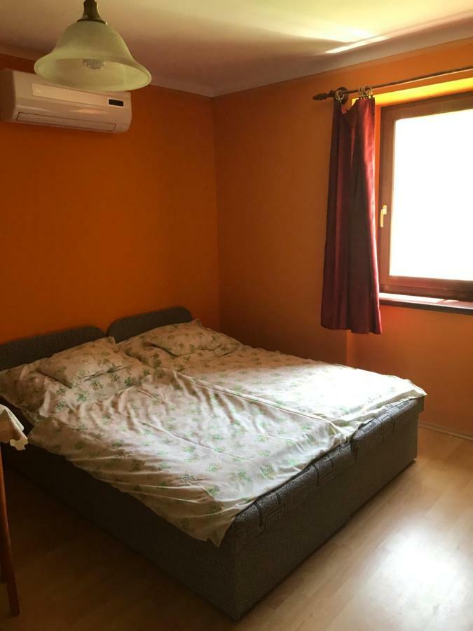 Borostyankert Etterem & Vendeghaz Otel Sitke Dış mekan fotoğraf